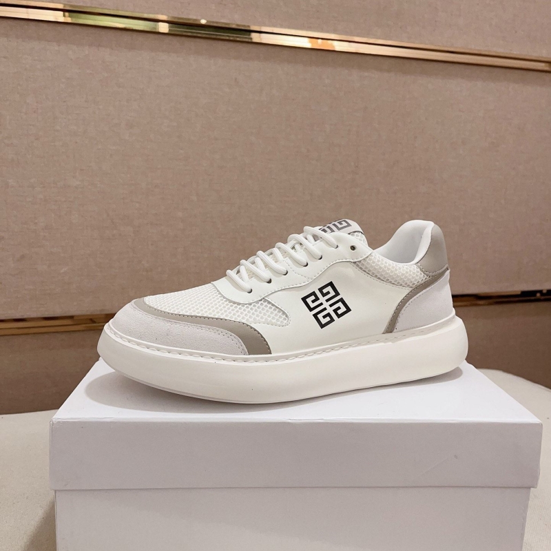 G*u*i casual shoes